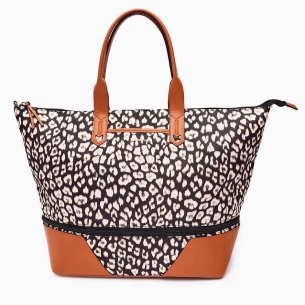 Stella & Dot Getaway Leopard Tote